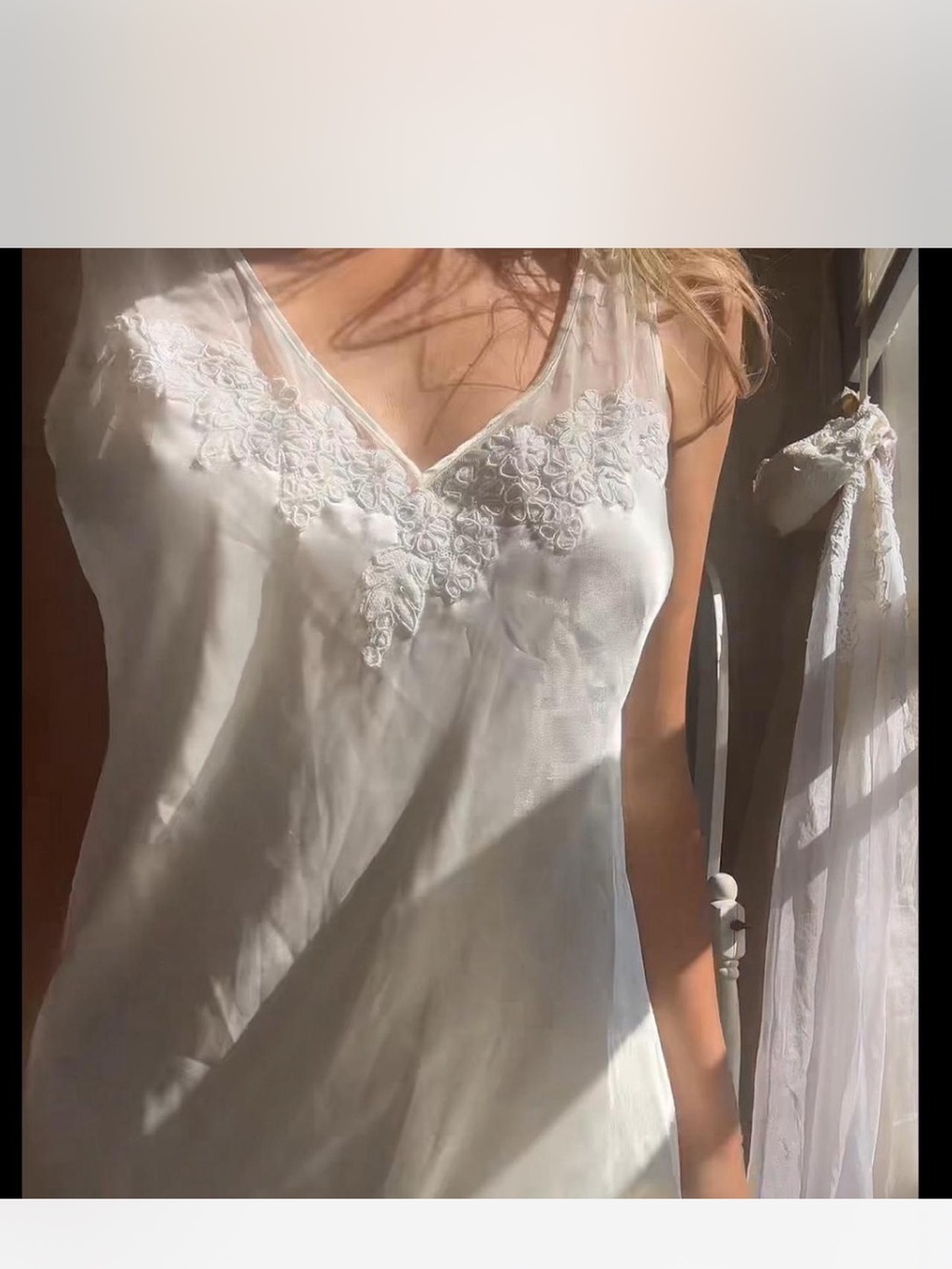 Vintage Oscar de la renta Elegant White Lace-Trim Slip Dress - Picture 8 of 11